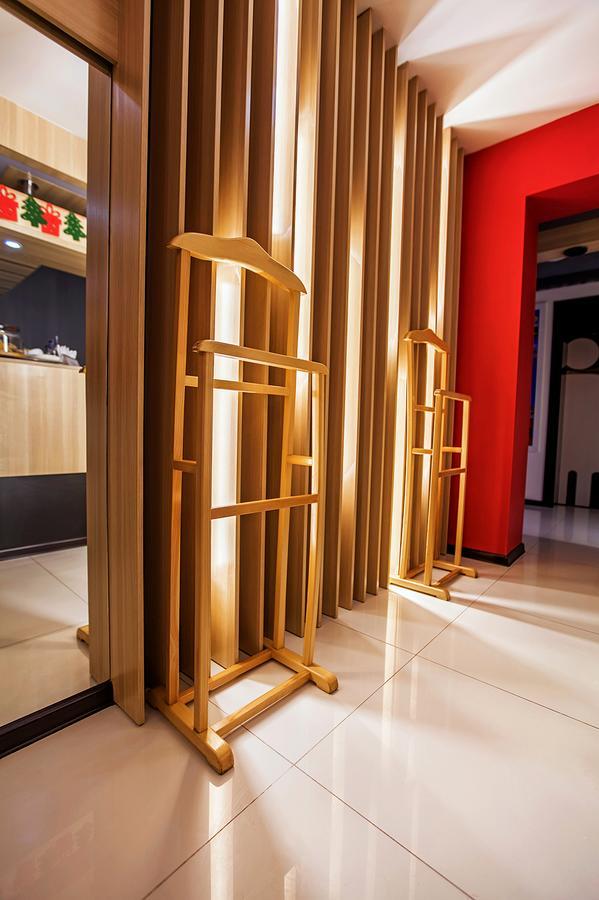 Futuro Hotel Biskek Kültér fotó
